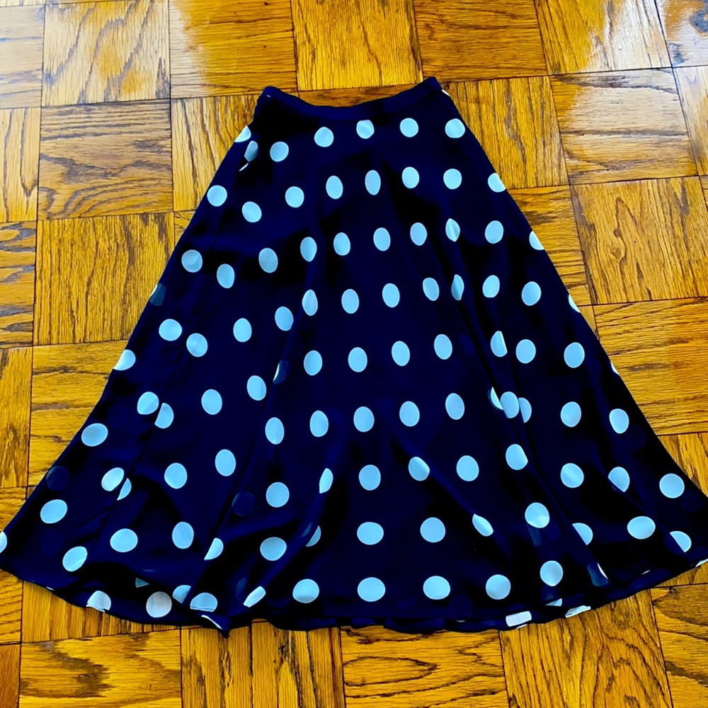 Print of 2026! Polka dot maxi skirt - Picture 3 of 9